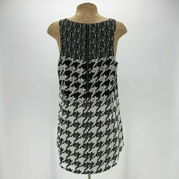 CAbi Black White Broken Check Houndstooth Top Medium #3090 Sleeveless Womens - Picture 4 of 9